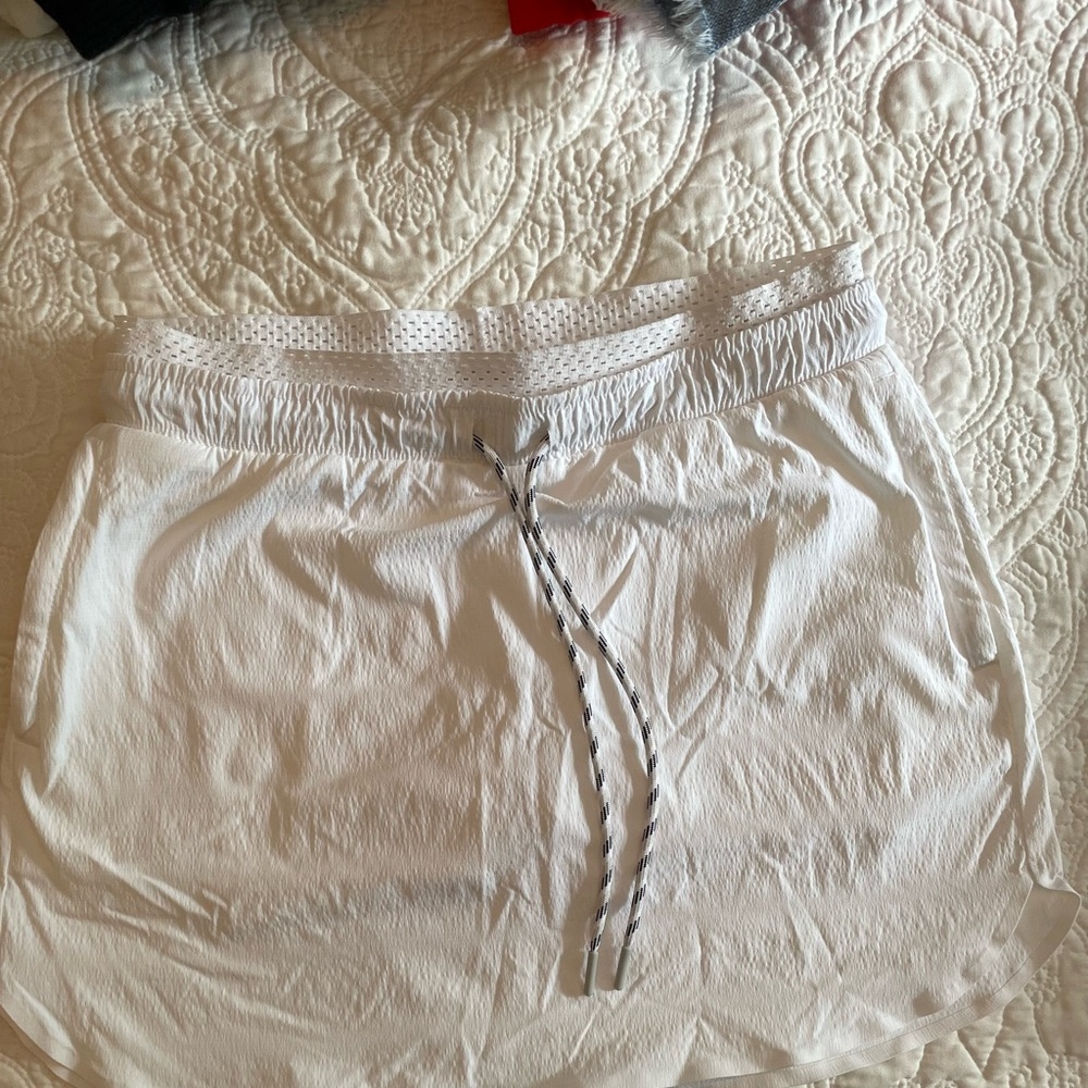 White Small Athleta Scort